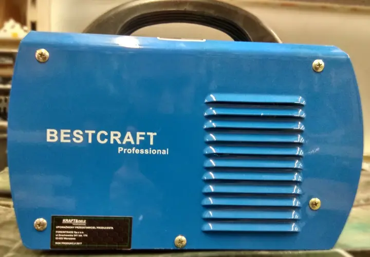 Foto dell’avviso ufficiale: Bestcraft, Kraft Dele Spawarka Inwertorowa IGBT Saldatore inverter — rischio: Ustioni & Scossa elettrica