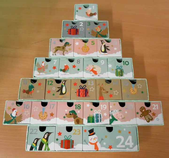 Foto do aviso oficial: Adventskalender - Calendrier de l'avent Calendário do Advento — risco: Engasgamento
