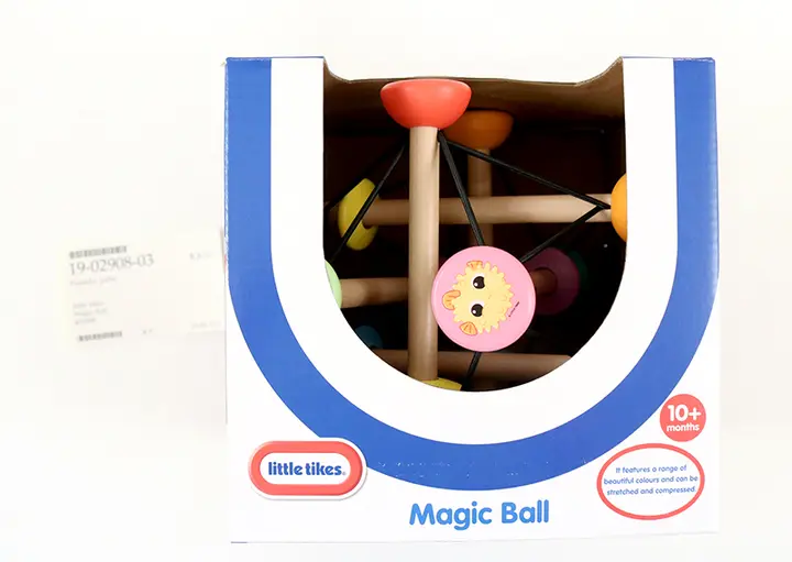 Foto do aviso oficial: Little Tikes Magic Ball Brinquedo de madeira — risco: Estrangulamento