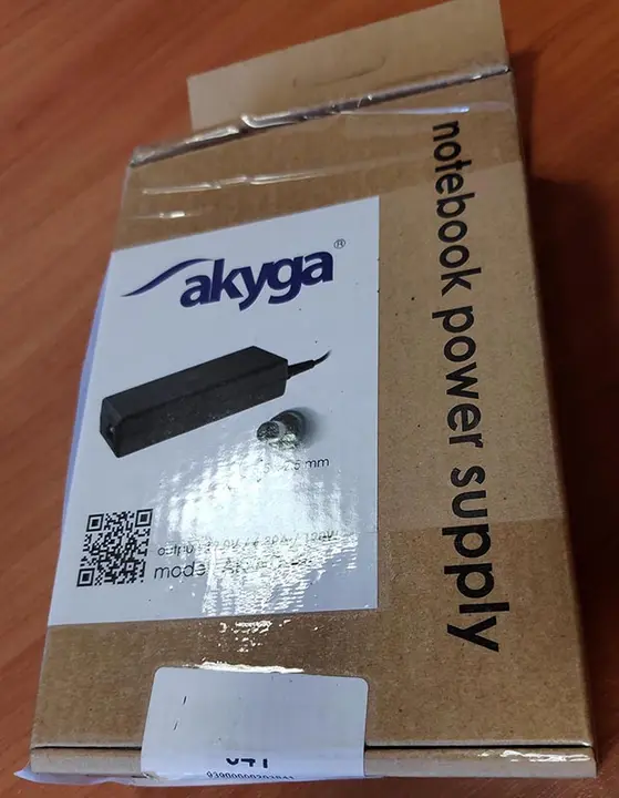 Foto dell’avviso ufficiale: Akyga notebook power supply Alimentazione del computer portatile — rischio: Ustioni & Scossa elettrica