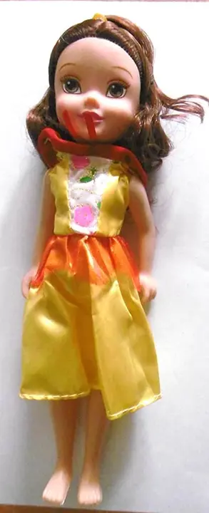 Foto do aviso oficial: P.H. Kris - Taem Lalka Boneca de plástico — risco: Químico