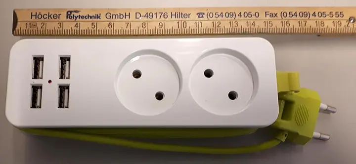 Photo de l’avis officiel: 2POWER SOCKET 4USB Plomb d’extension du secteur — risque: Choc électrique