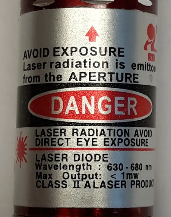 Foto aus der offiziellen Meldung: LASER &amp;LED LIGHT Laserpointer — Risiko: Sehschaden