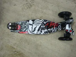 Foto do aviso oficial: Scooter Scooter de brinquedo — risco: Ferimentos (A12/00205/20)