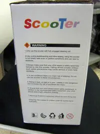 Photo de l’avis officiel: Folding Scooter Scooter jouet — risque: Blessures