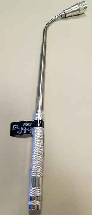 Photo de l’avis officiel: GoneDriving Magnetic Telescope Pick-Up Torch / Magnetisk gripeve Torche — risque: Environnement