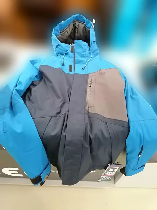 Photo from the official notice: REHALL Jacket, Snowjacket — strangulation risk