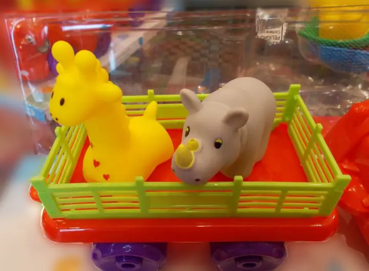 Foto do aviso oficial: TOYS GROUP Lokomotywa Brinquedo de plástico — risco: Engasgamento