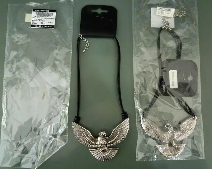 Photo de l’avis officiel: Collier — risque: Risque chimique (A12/00432/20)