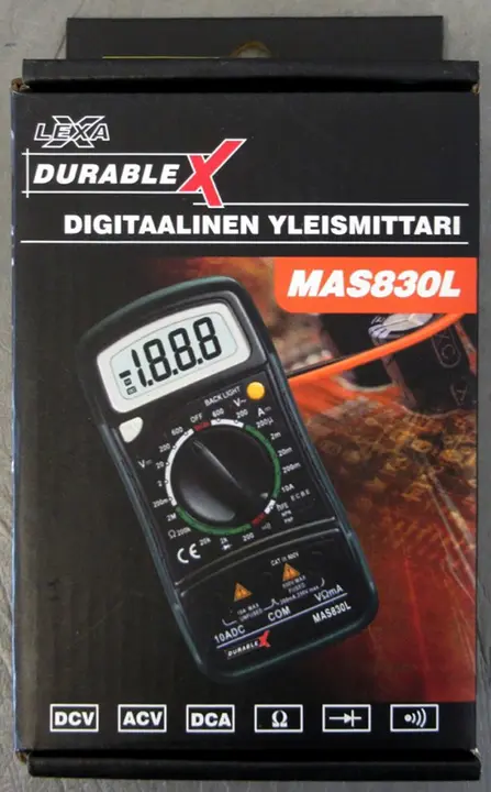 Foto aus der offiziellen Meldung: Lexxa Durable X Digital multimeter / Digitaalinen Yleismittari Digitales Multimeter — Risiko: Elektrischer Schlag