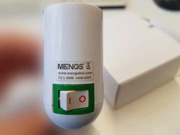 Photo from the official notice: MENGS socket lamp — electric shock risk