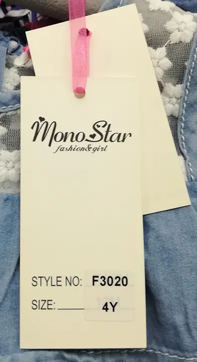 Foto uit de officiële melding: Monostar Kinderkleding — risico: Verwonding