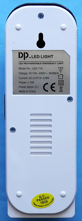 Foto aus der offiziellen Meldung: DP.LED LIGHT LED Rechargeable Emergency Light Tragbare LED-Lampe — Risiko: Verbrennungen & Elektrischer Schlag