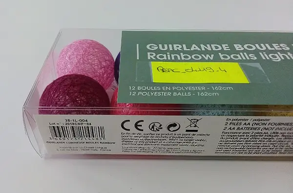 Photo de l’avis officiel: Neoly Rainbow balls light garland Boules légères en polyester — risque: Environnement