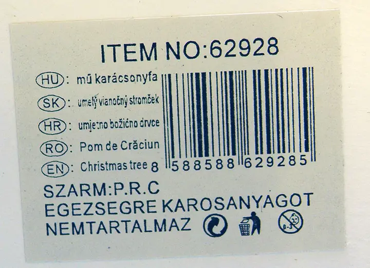 Foto do aviso oficial: S&amp;W Christmas tree / mű karácsonyfa Corrente de iluminação — risco: Queimaduras & Choque elétrico (A12/00589/20)