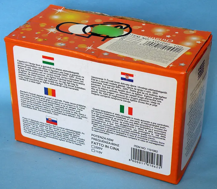 Photo from the official notice: NEW (on the packaging), LED karácsonyi égősor (on the label) lighting chain — burns & electric shock risk (A12/00639/20)