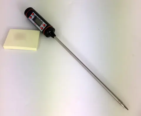 Photo from the official notice: Digital kitchen thermometer — environment risk