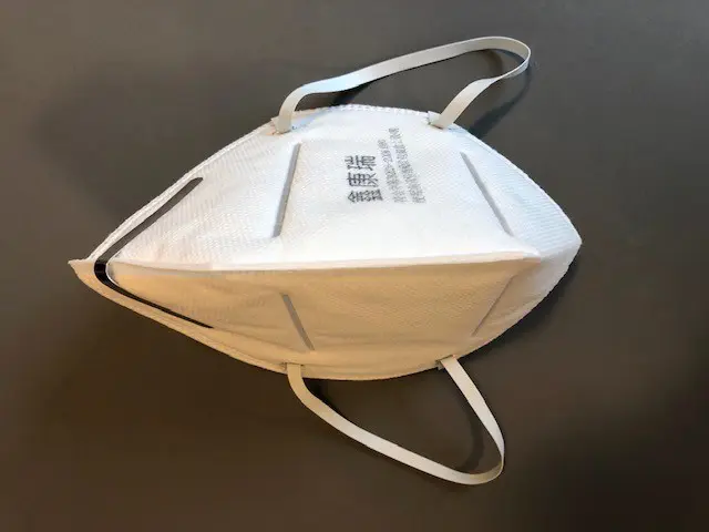 Foto uit de officiële melding: Het masker van het deeltjefilter — risico: Gezondheidsrisico/overige (INFO/00051/20)