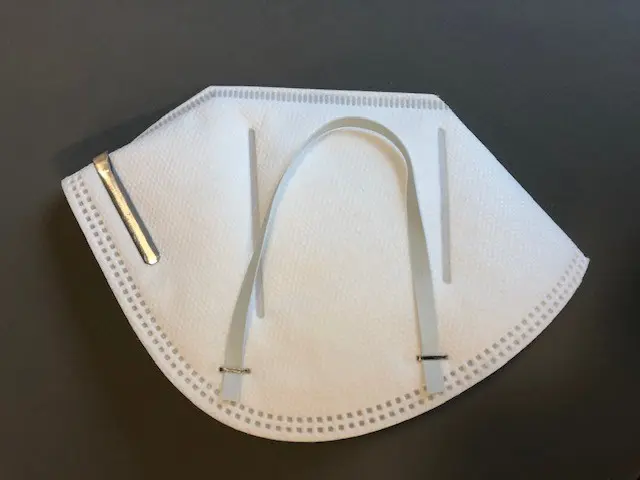 Foto uit de officiële melding: Het masker van het deeltjefilter — risico: Gezondheidsrisico/overige (INFO/00051/20)