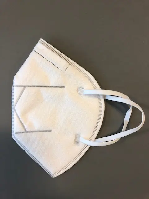 Foto uit de officiële melding: Het masker van het deeltjefilter — risico: Gezondheidsrisico/overige (INFO/00053/20)