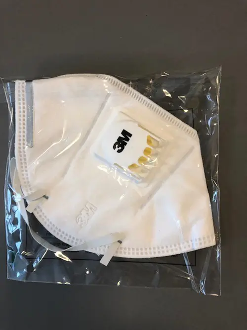 Photo de l’avis officiel: 3M (COUNTERFEIT) Masque de filtre à particules — risque: Risque sanitaire/autre