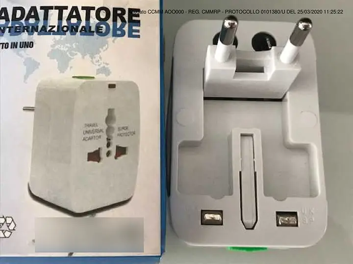 Photo de l’avis officiel: sunlux Adattatore Internazionale Tutto in Uno adaptateur — risque: Choc électrique