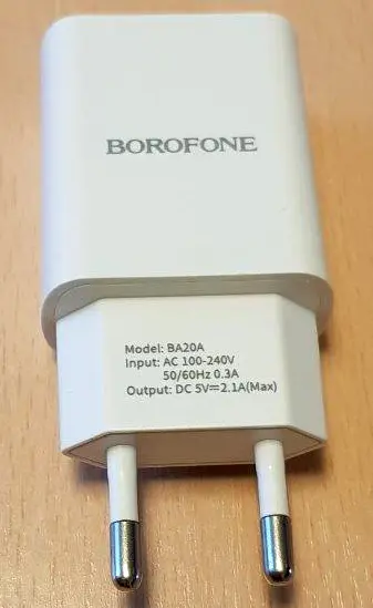 Foto uit de officiële melding: BOROFONE USB travel charger. Single port charger. USB-reislader — risico: Elektrische schok & Brand