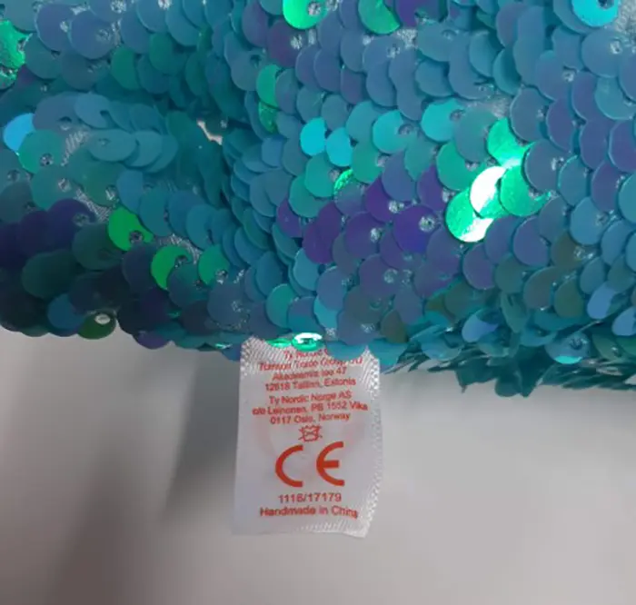 Photo from the official notice: The Ty Flippables WAVES plush toy with sequins — injuries risk