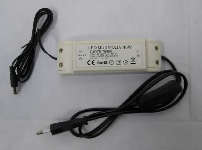 Foto del aviso oficial: KST Loistava LED-Muuntaja Equipo de control electrónico para módulo led — riesgo: Choque eléctrico