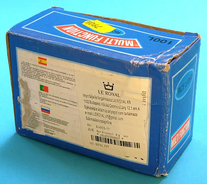Photo from the official notice: LE ROYAL MULTI FUNCTION RICE LIGHT / Karácsonyi ég sor lighting chain — burns & electric shock risk
