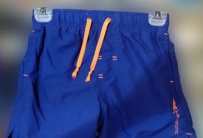 Photo de l’avis officiel: BLUEPOINT Shorts pour enfants — risque: Blessures
