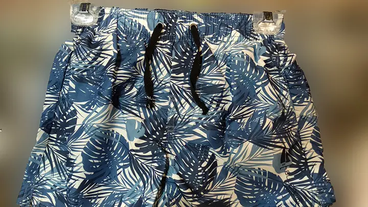 Photo de l’avis officiel: BLUEPOINT Shorts pour enfants — risque: Blessures