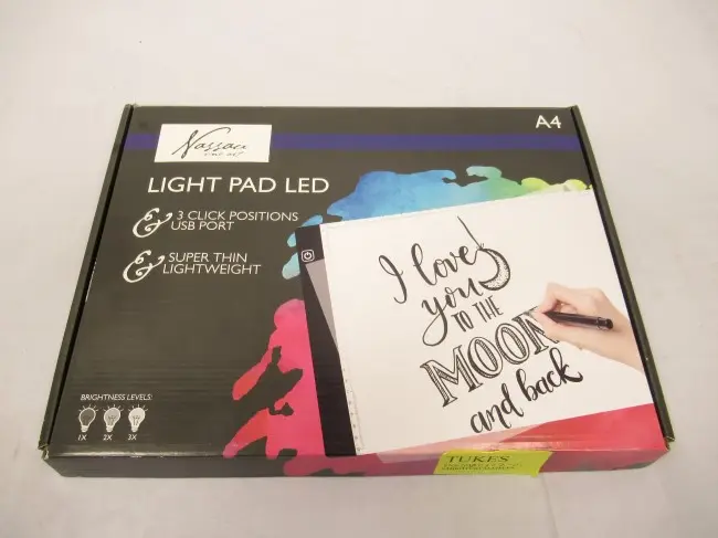 Photo de l’avis officiel: ART sensations Light PAD LED Tampon léger — risque: Brûlures & Choc électrique
