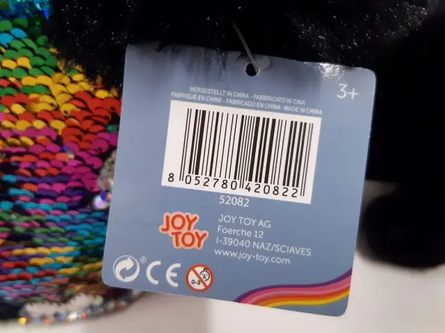 Foto do aviso oficial: Fashion Friends Brinquedo de peluche com acessórios — risco: Ferimentos