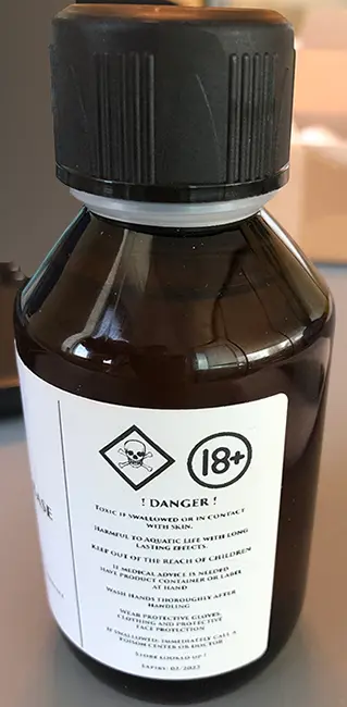 Foto dell’avviso ufficiale: Bunkerbase &amp; Co. Unflavored e-liquid base/ Ultra Nicotine Base / Nicotine B Salt Base Liquido per sigarett — rischio: Rischio chimico