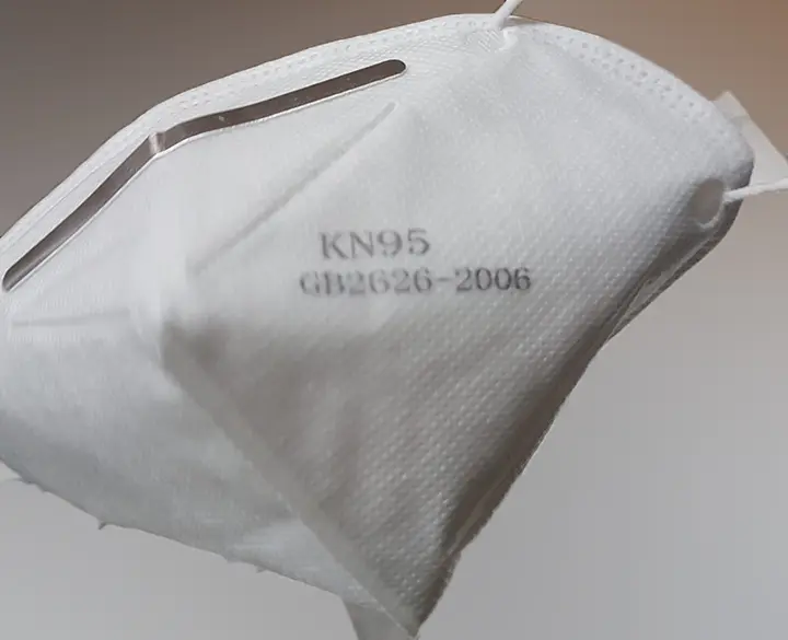 Photo from the official notice: Kemoshi Anti Pariculate Face Mask KN95 Respirator particle filter mask — health risk
