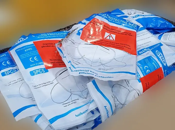 Foto uit de officiële melding: GYHX KN95 Stereo protective mask Het masker van het deeltjefilter — risico: Gezondheidsrisico/overige