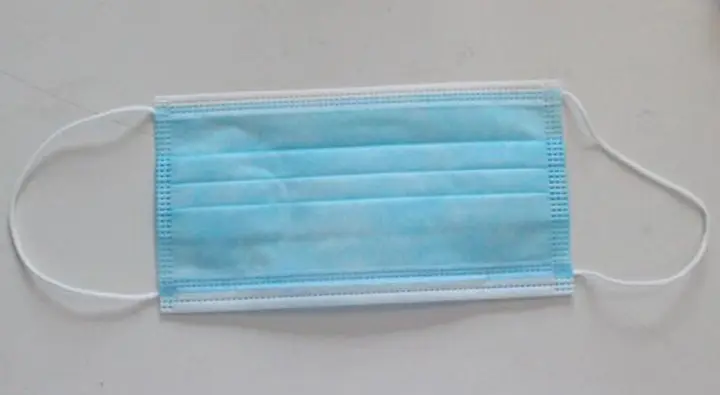 Photo from the official notice: Disposable protective civilian mask particle filter mask — health risk