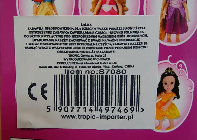 Foto uit de officiële melding: my first Fashion Perfect Plastic pop — risico: Chemische risico's (A12/01197/20)