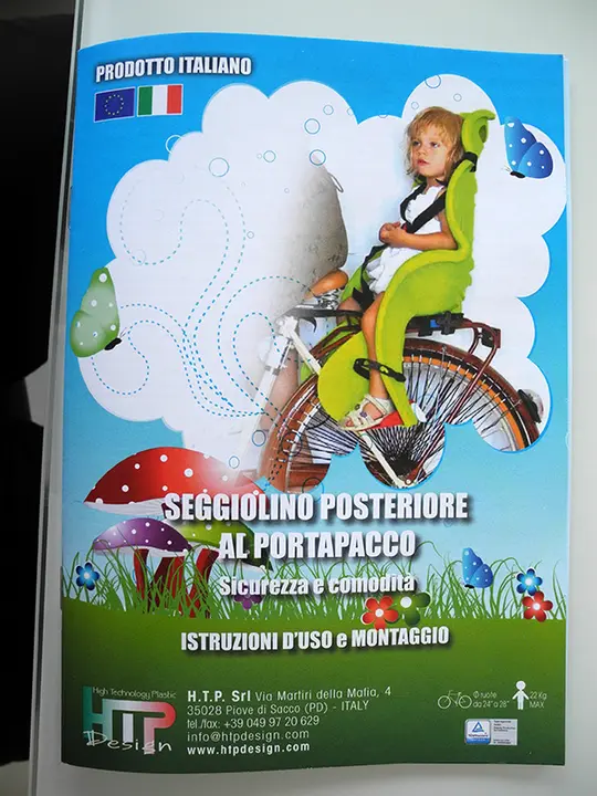 Foto aus der offiziellen Meldung: HTP Design Seggiolino posteriore al portapacco Kinder Fahrradsitz — Risiko: Verletzungen