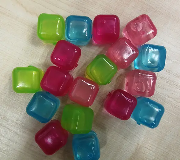 Photo de l’avis officiel: Pepco Kostki do drinkow Cubes de refroidissement de glace — risque: Étouffement