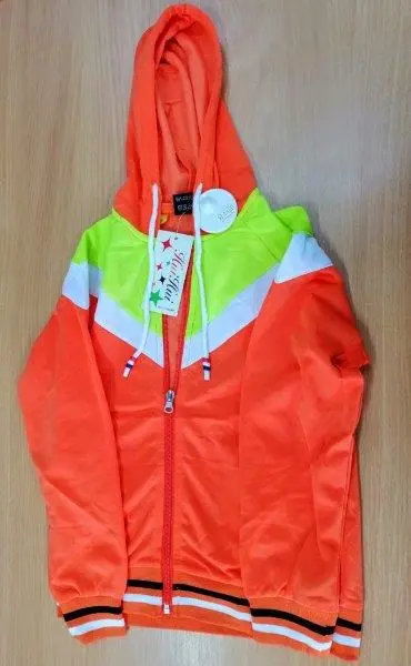 Foto do aviso oficial: HUI HUI Roupas esportivas para crianças — risco: Ferimentos & Estrangulamento