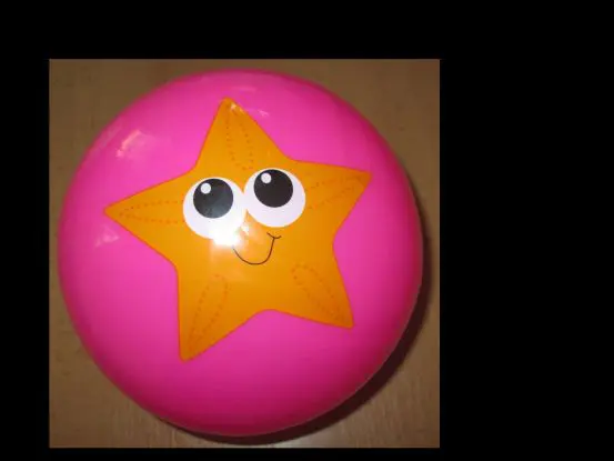 Foto uit de officiële melding: Ya Hong Sport toys Baby Ball Kunststof bal — risico: Chemische risico's