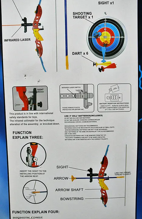 Foto do aviso oficial: ARROW AND DART Arco de brinquedo e conjunto de flechas — risco: Engasgamento