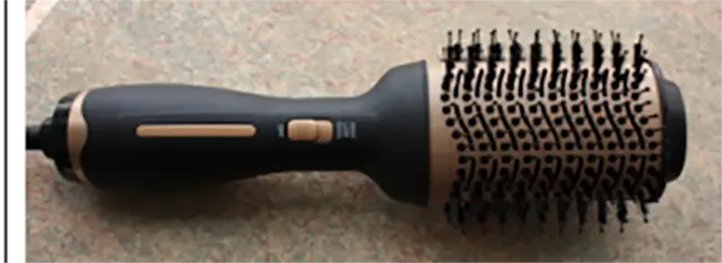 Foto dell’avviso ufficiale: 3 in 1 Hot Air Brush One Step Haartrockner Volumizer Brush Spazzola dell'aria calda — rischio: Incendio