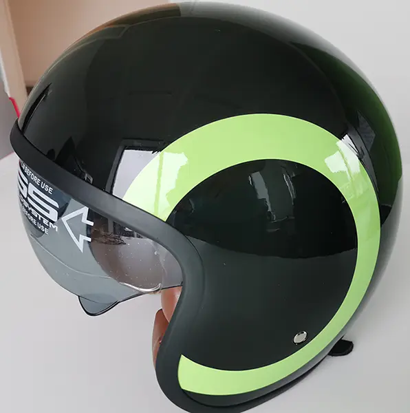 Photo de l’avis officiel: Silence MKT-99211-00 Casque de moto — risque: Blessures
