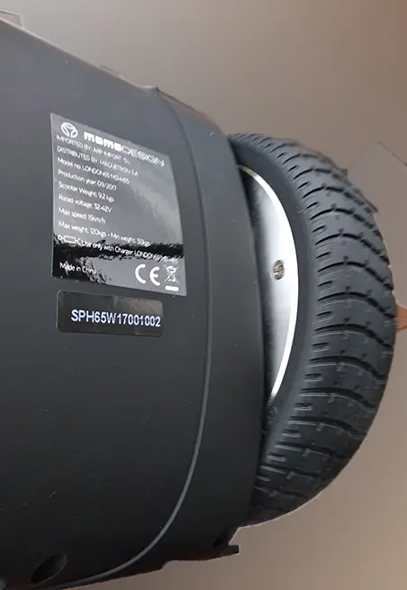 Photo de l’avis officiel: MOMO DESIGN Scooter auto-équilibrage (hoverboard) — risque: Choc électrique & Incendie