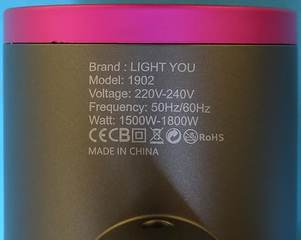 Photo de l’avis officiel: LIGHT YOU Professional Hair Dryer Women  New Sèche-cheveux — risque: Choc électrique