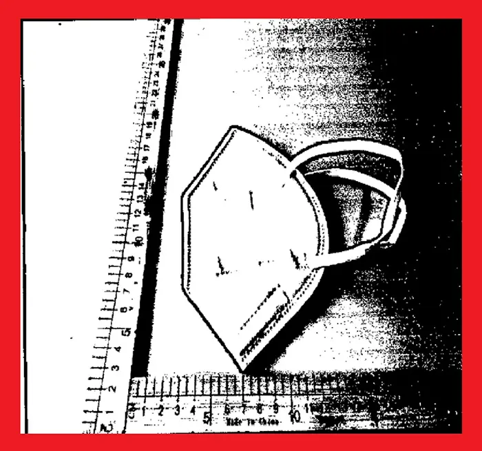 Foto uit de officiële melding: MC CONS KN95 PROTECTIVE FACE MASK Het masker van het deeltjefilter — risico: Gezondheidsrisico/overige