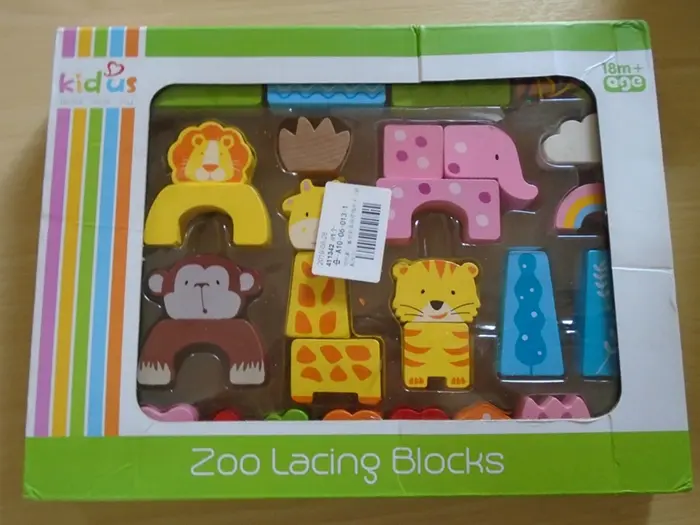 Photo from the official notice: KidUs Zoo Lacing Blocks lacing toy — choking risk